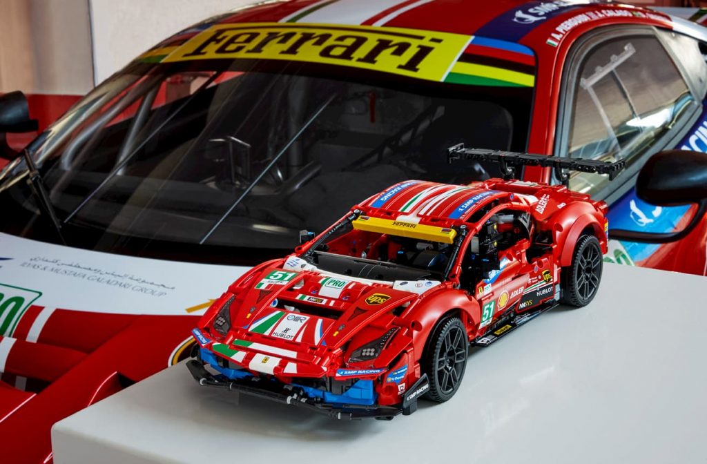  LEGO Technic Ferrari 488 GTE