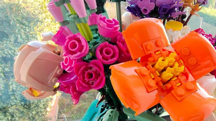 LEGO 10280 Flower Bouquet Review - That Brick Site