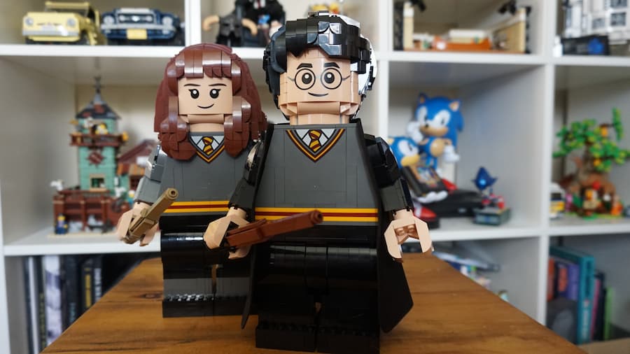 LEGO 76393 Harry Potter & Hermione Granger Review - That Brick Site