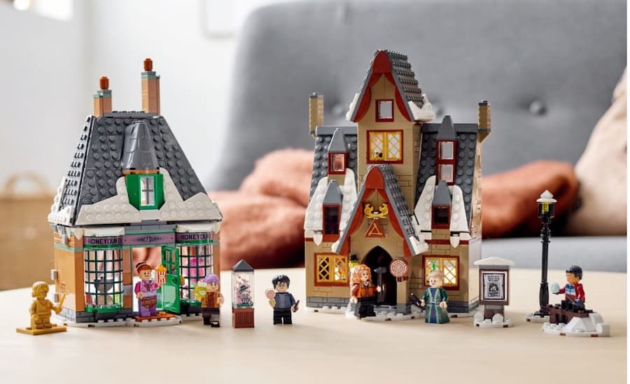 Lego Harry Potter Hogsmeade Village visit - best Christmas sets