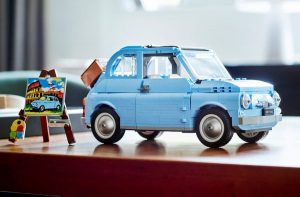 You Can Now Get the LEGO Creator Fiat 500 in Blue