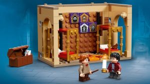 Two Harry Potter-Themed Free Gifts are Currently Available at LEGO