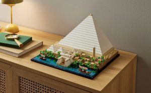 LEGO Great Pyramid of Giza Might Be Our Favourite Architecture Set Yet